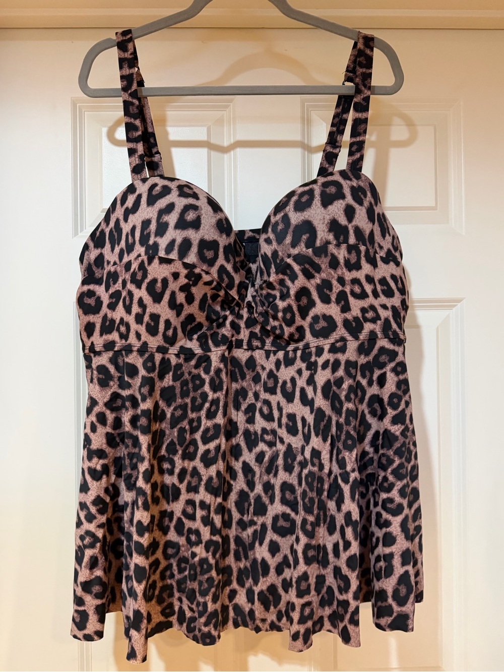 Torrid Pink & Black Leopard Print Tank